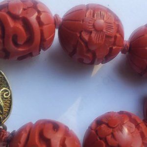 Vintage 1950s Chinese Red Cinnabar Necklace.